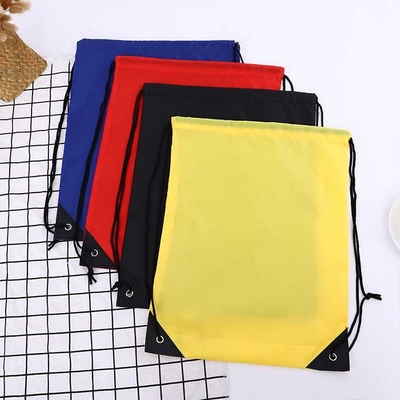 Polypropyleen 32*42cm Geweven Zak Gele 80Gsm van Drawstring de niet voor het Winkelen